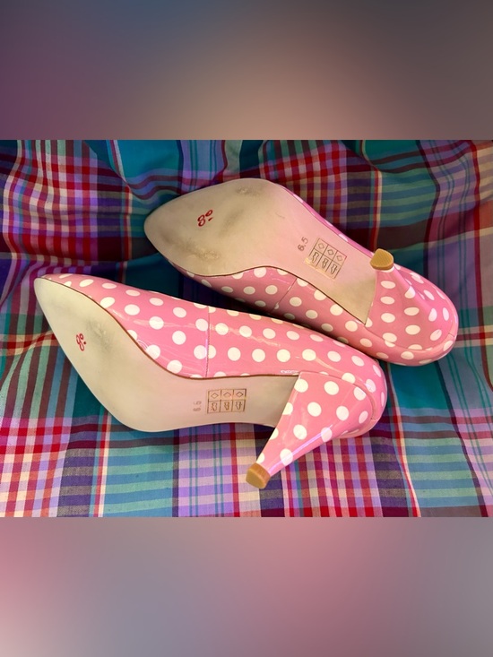 Jeffrey Campbell Veronique Pink, White Polka Dot Patent Leather Pumps, Size 6.5 - Picture 11 of 13